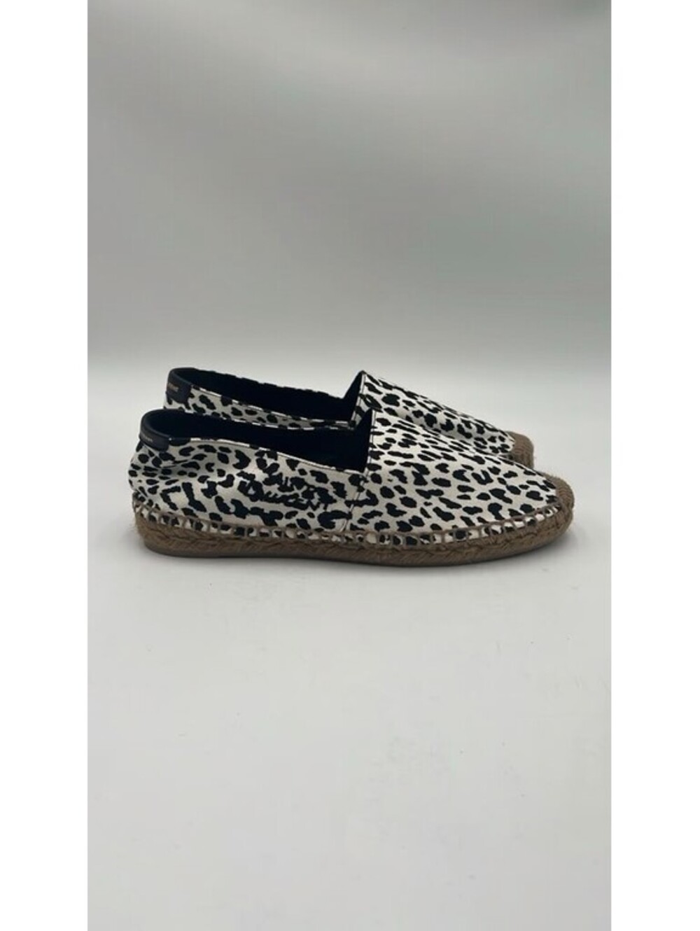 SAINT LAURENT ANIMAL PRINT BLACK/ WHITE SIGNATURE ESPADRILLE FLATS SIZE 38